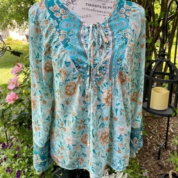 Boho Delicate Blouse - Picture 13 of 15